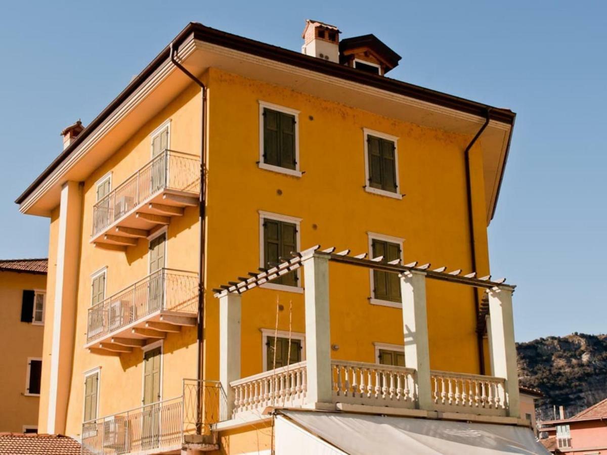 Appartamenti Baia Azzurra 6. Torbole Sul Garda Екстер'єр фото